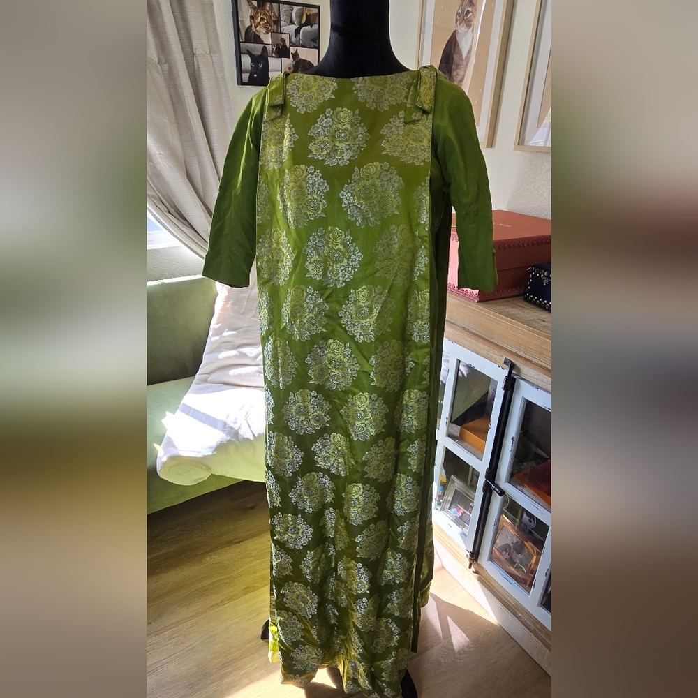 Bergdorf Goodman Green Brocade Maxi Dress – Elegant Vintage Style